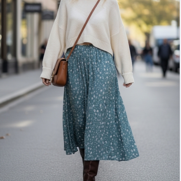 Ardene Dresses & Skirts - NWOT Long floral dainty feminine ardene maxi skirt. Coastal grandma